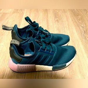 Adidas Womens NMD_R1 "Tech Mineral size  5.5